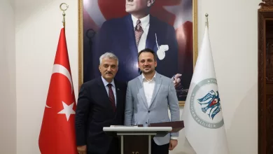 Photo of Bakan Yardımcısı Enes Eminoğlu, Erzincan Valiliğini Ziyaret Etti